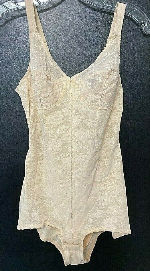 Chantelle French Lingerie 36B Shaping Bodysuit Body Suit Nude Lace Soft Cup 6060