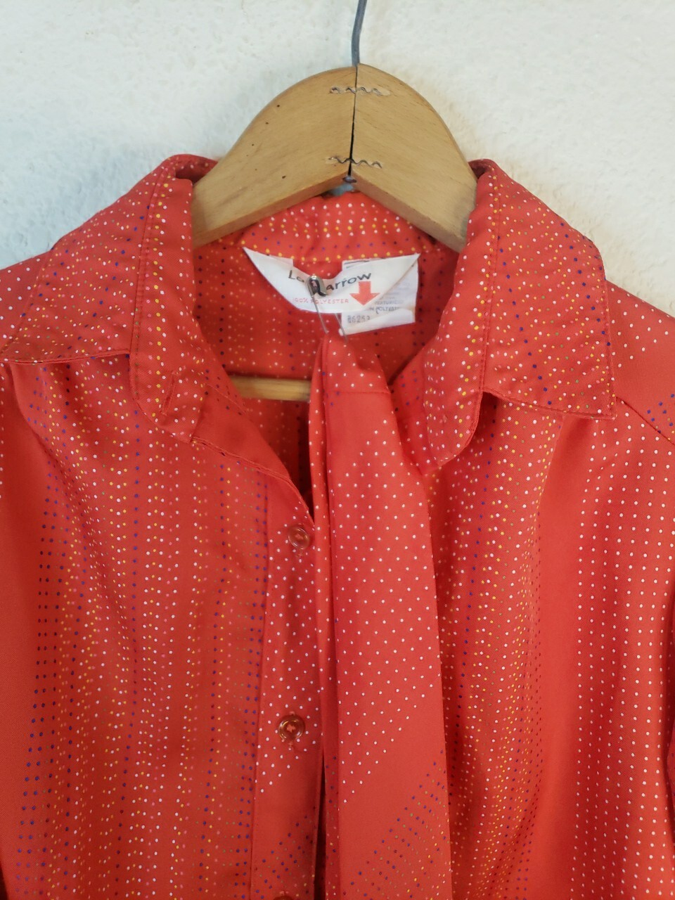 VTG 60S 70s Lady Arrow Button Up SIZE 10 L/S Red Polka dot Polyester PSYCHEDELIC