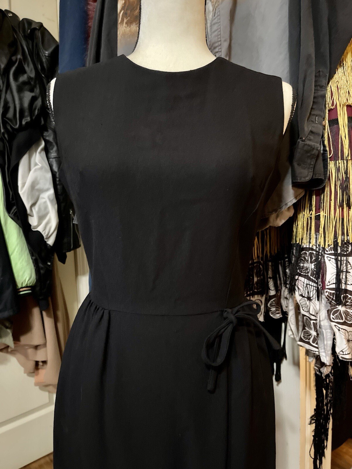 Helen Whiting 1950’s Vintage Audrey Hepburn Cocktail Sheath Dress Small