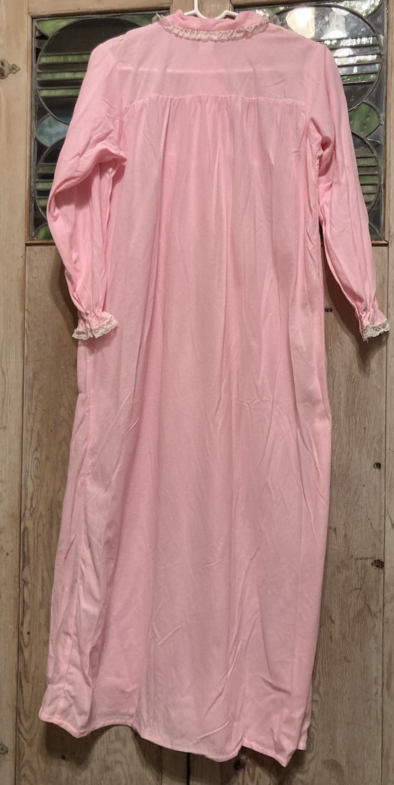 70s 80s Robe Pink Ideal Lady Sz M Embroidery Lace ~ DEAD STOCK* READ* ~ AS IS