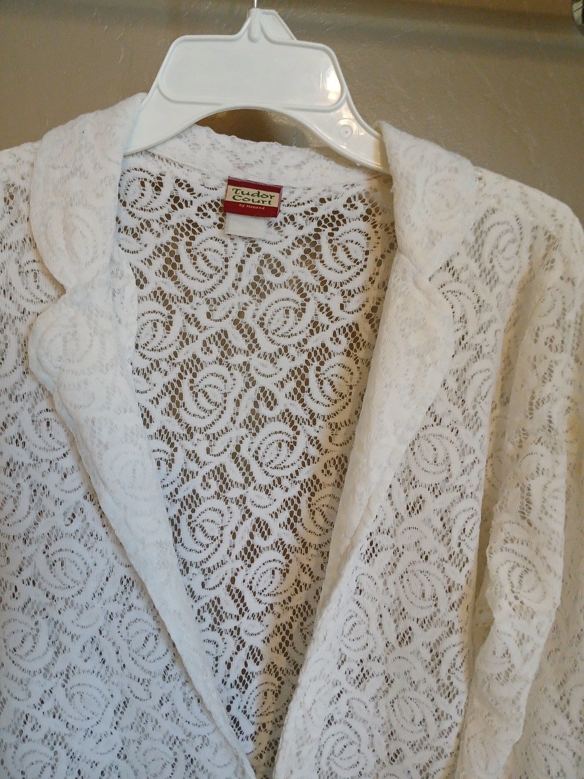 VINTAGE WOMENS WHITE LACE JACKET SIZE L
