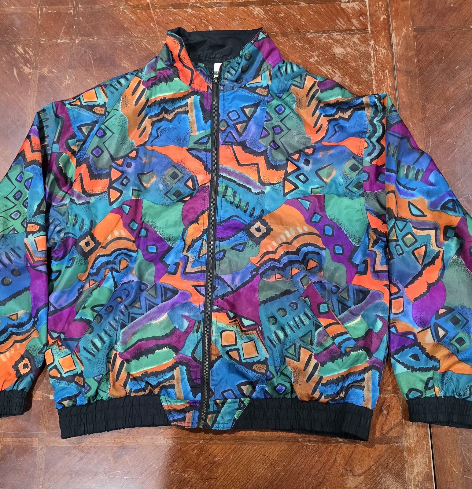 Vintage 1990s Beyond Performance Bold Abstract Geometric Windbreaker Size L