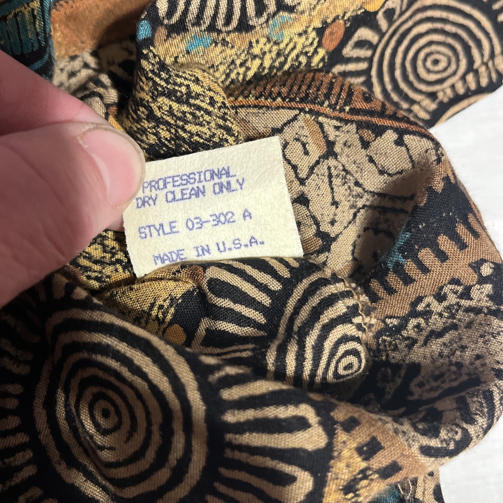 Vintage Tobria Abstract Print Rayon Button Up Blouse Shoulder Pads Size 8 USA