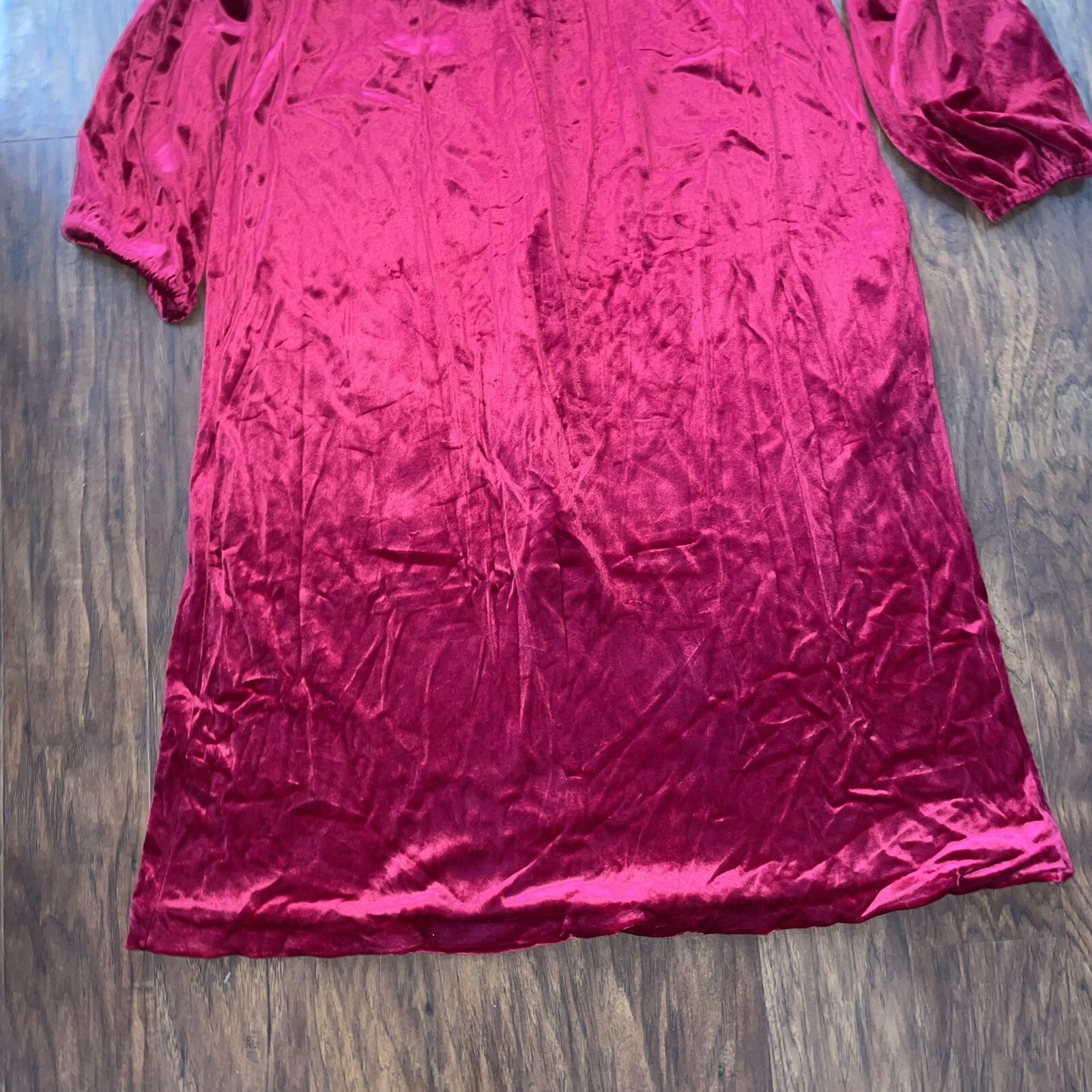 VTG Made In USA L Large Velvet Red Zip Front Robe Housecoat It’s A Charm Women