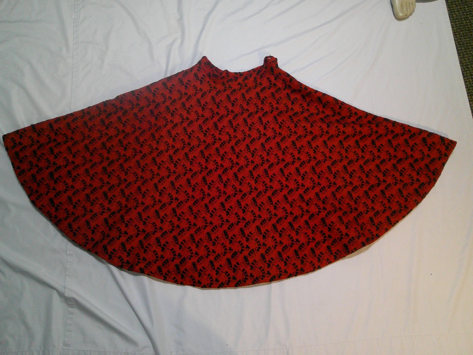 Vtg 50s Rockabilly Red Wool Felt Embroidered Swing Full Sweep Circle Skirt XS