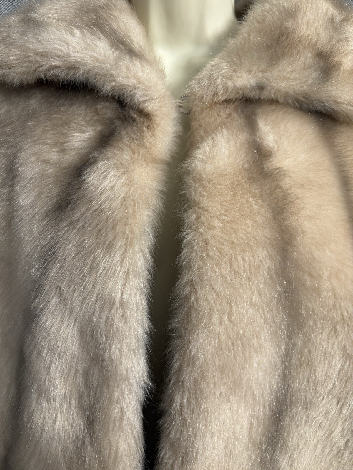 Vintage Regina Glenara By Glenoit Faux Fur Cape. Brown. Excellent Condition