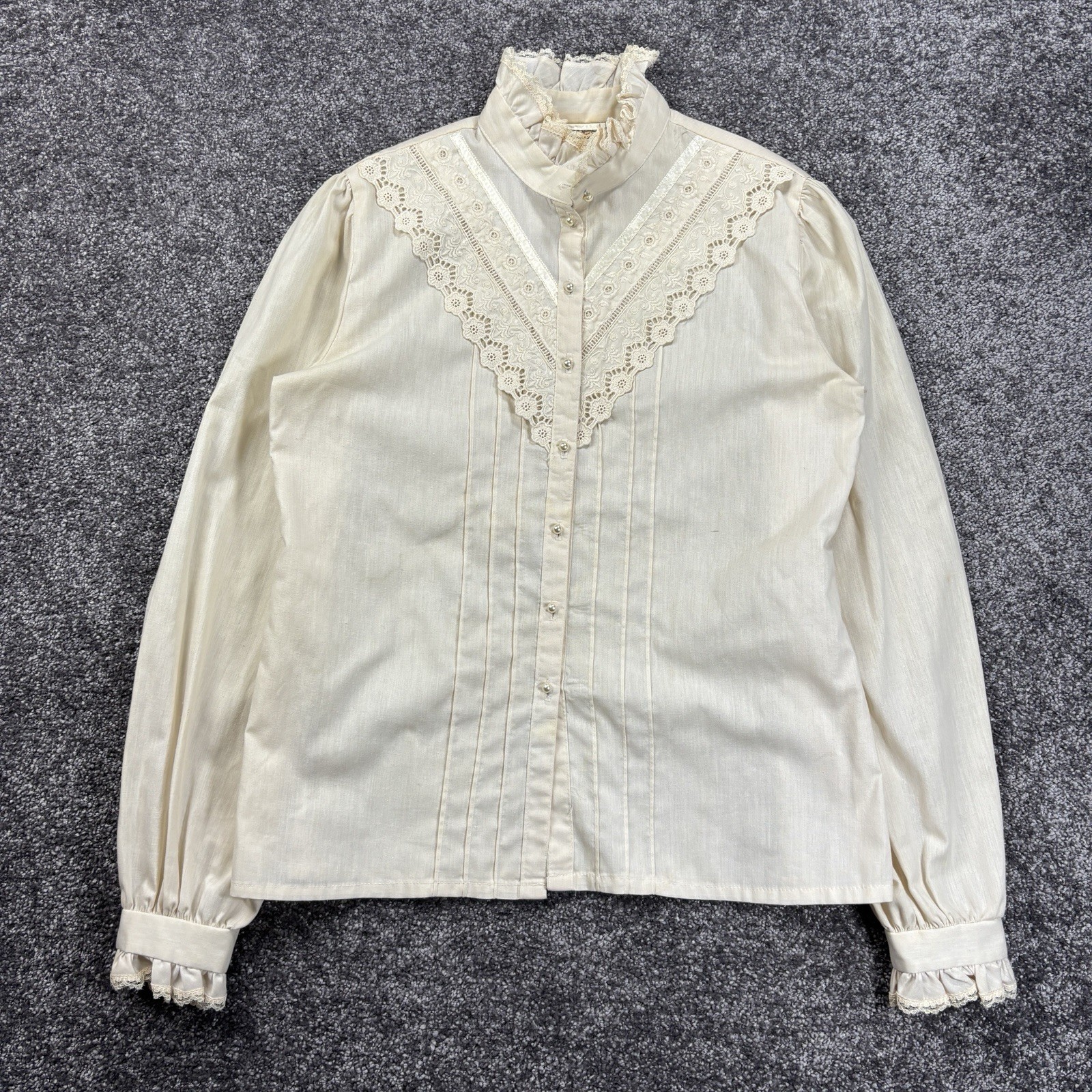 Vintage 70s Gunne Sax Ivory Lace Victorian Prairie Blouse Size 9 Small Button Up