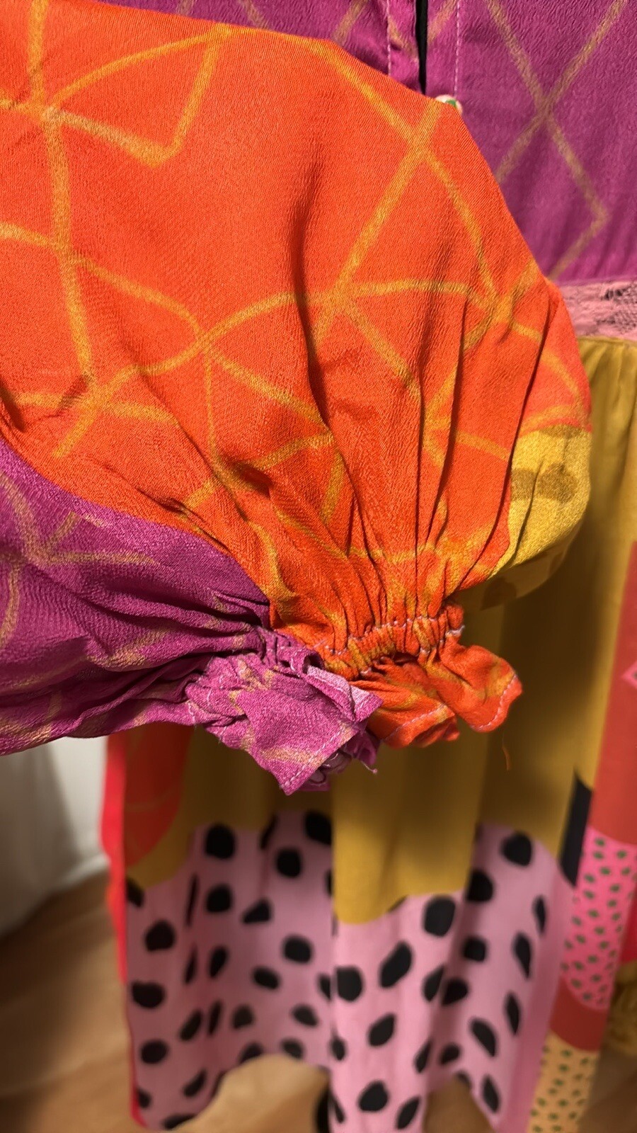 Woman’s Multicolor Balloon Long Sleeve Blouse