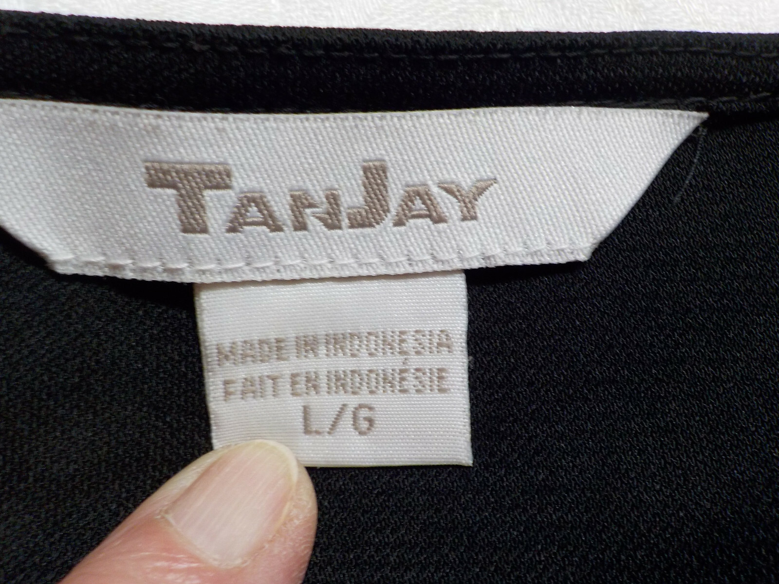 Tanjay Vintage 2 Fer Top Size L Black W White Embroidery Short Sleeve Scoop Neck