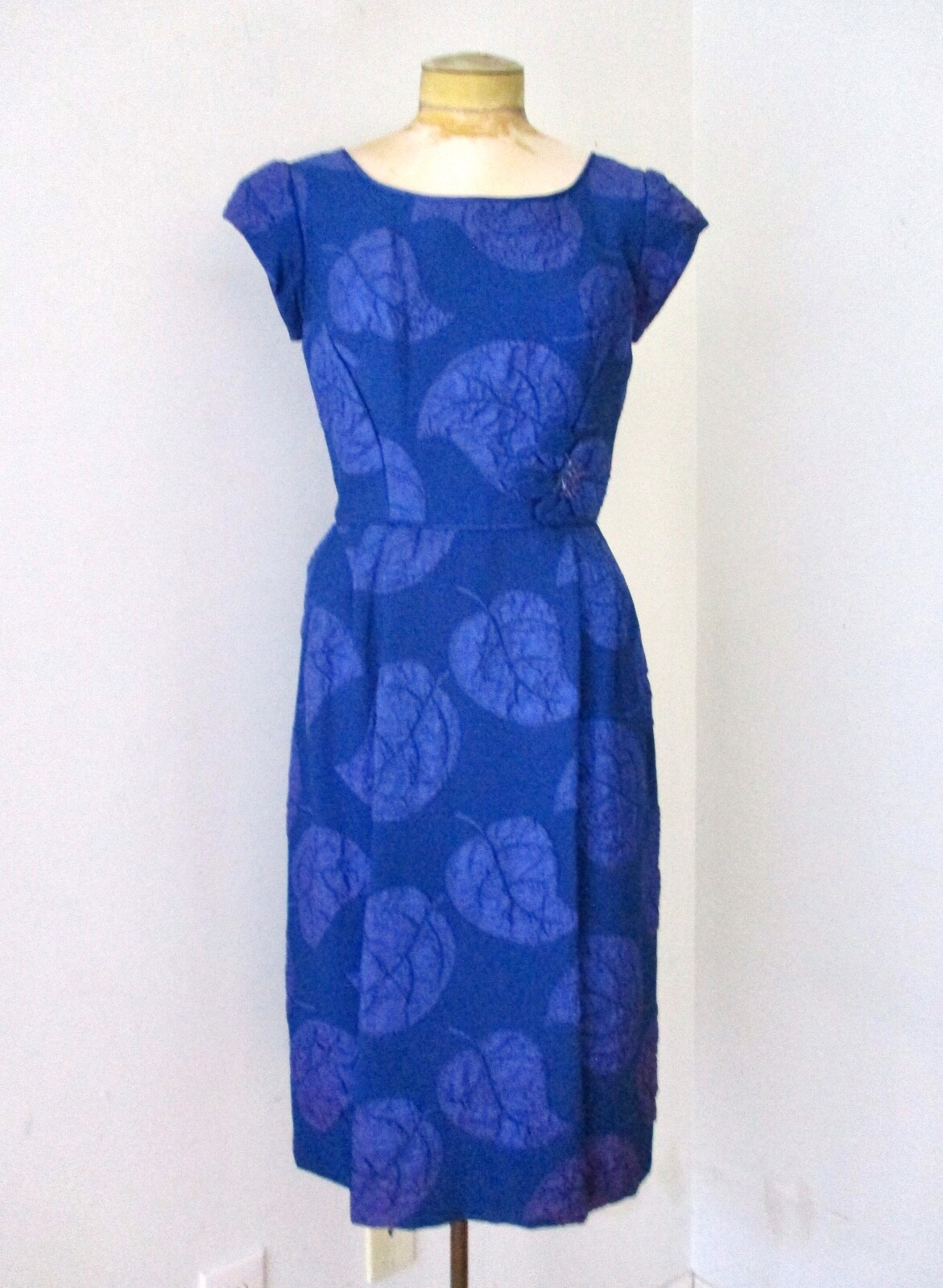 Vtg 50s Rockabilly Cobalt Blue Wiggle Dress Silk Crepe Leaf Flower Applique 13