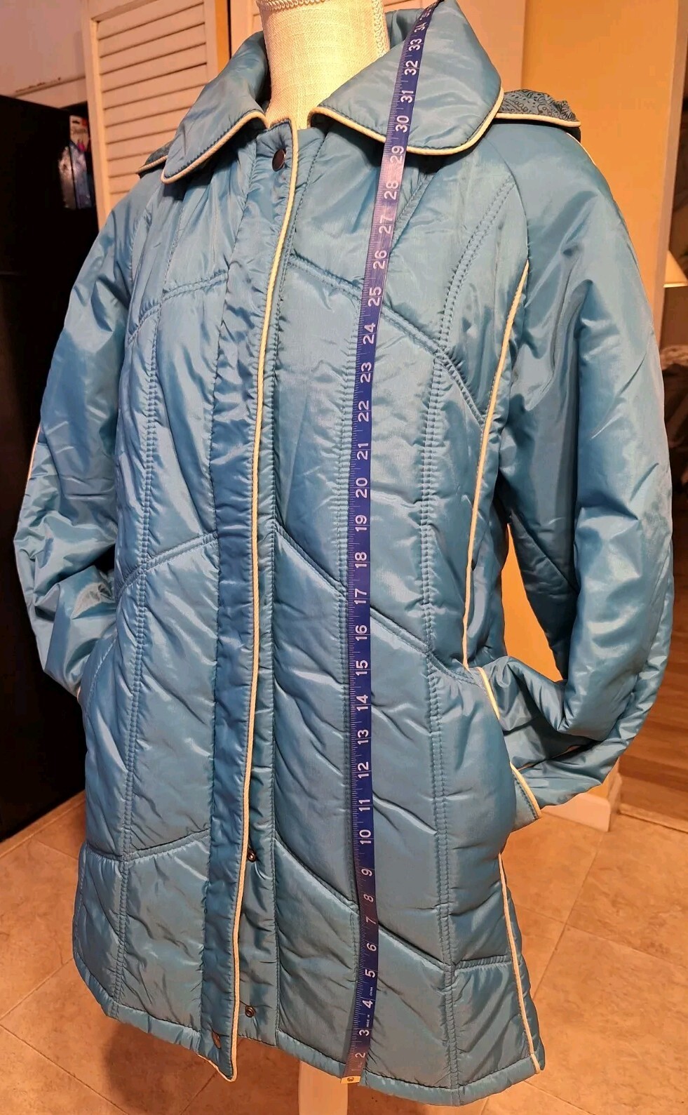 Vintage Rare 3/4 Length Teal Coat Size 14 Flattering Figure Fit Snap Closer