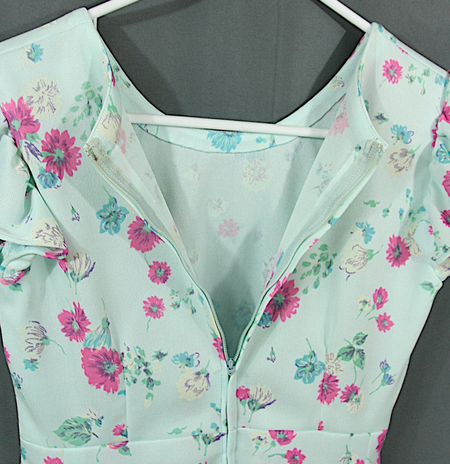 Vintage Pink and Blue Floral Flutter Sleeve Mini Dress Party Sundress 1970s