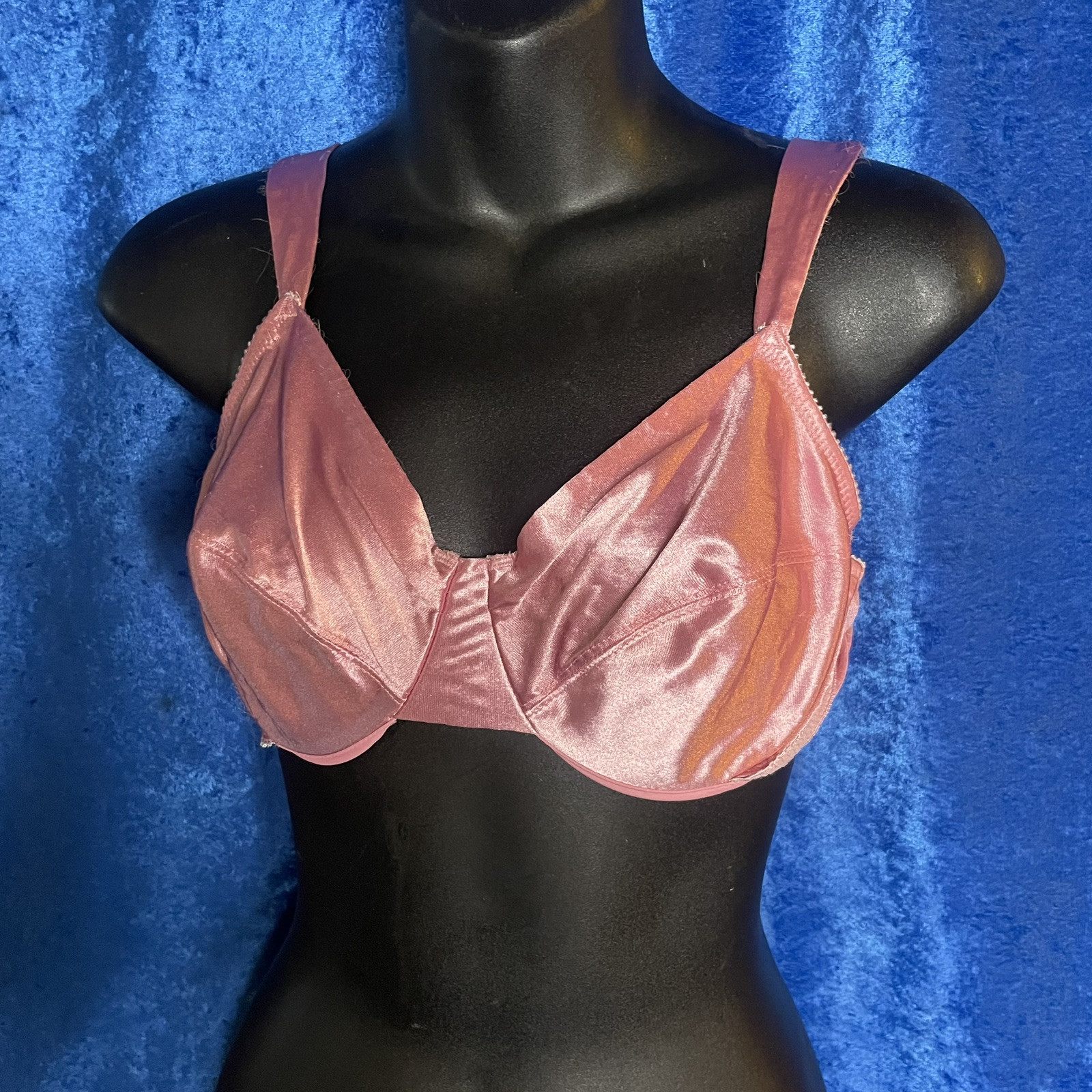 ✨ Vintage Lily Of France Pastel Pink Satin Bra 34d Underwire 90s Lingerie ✨