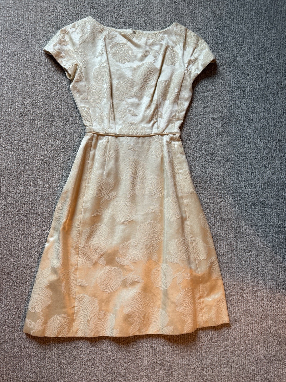 Vintage 1960s Ivory Brocade Johnny Herbert dress Size 0 EUC