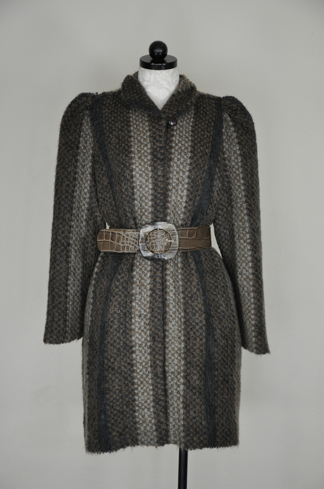 Vintage 80s Gray Wide Stripe Wool Boucle Loop Knit Puff Sleeve Wrap Coat Women M