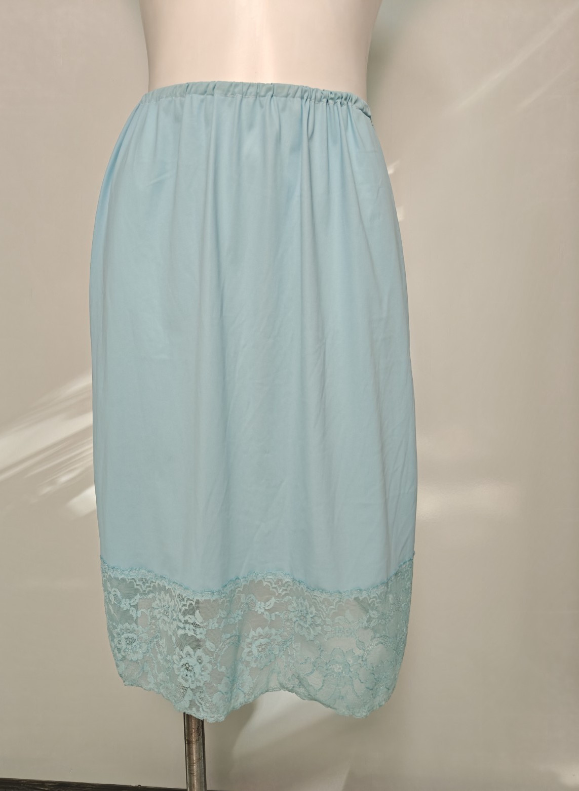 Vintage Van Raalte Large All Nylon Light Blue Half Slip Lace Trim *Read