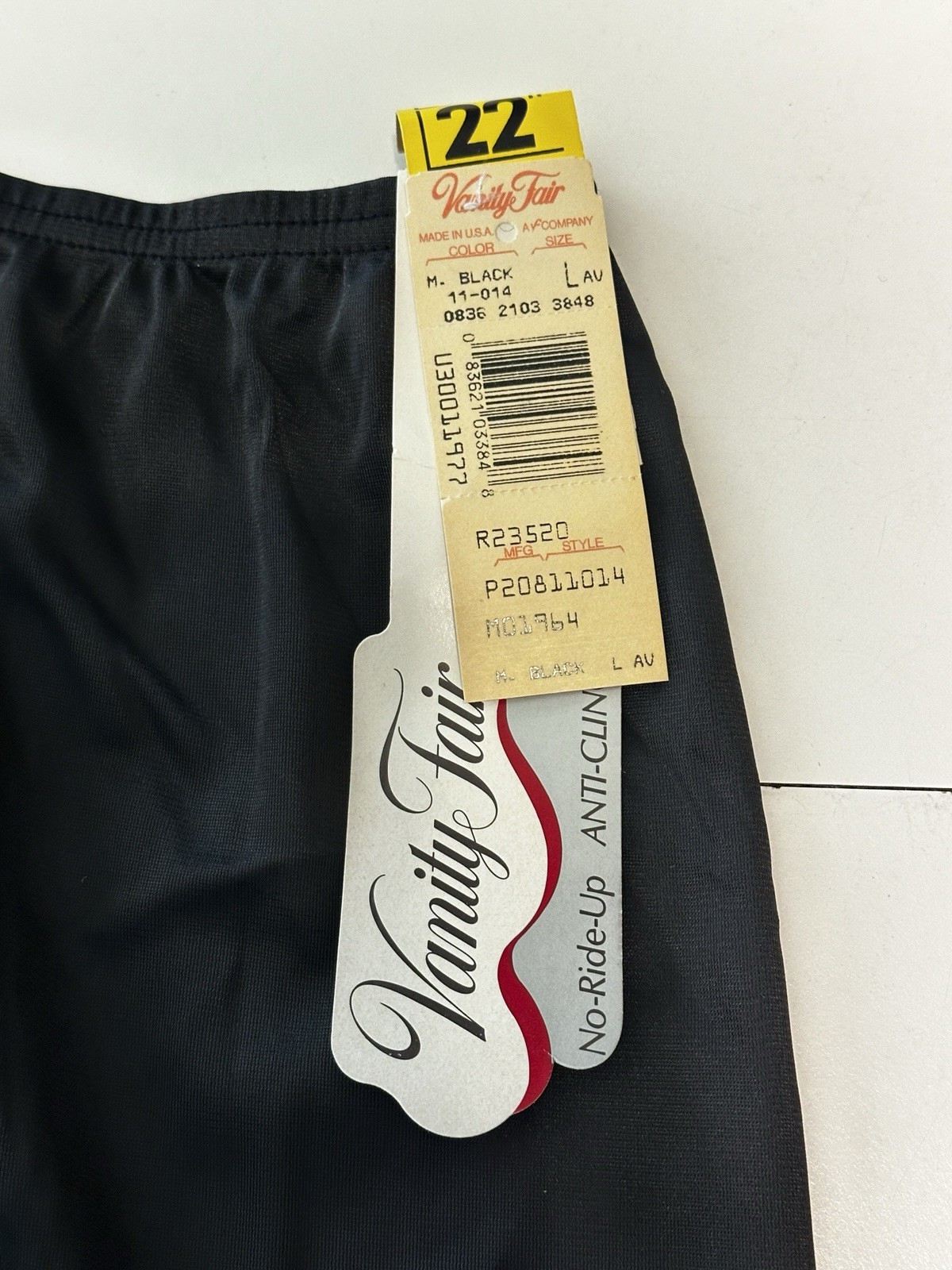 NWT Vintage Vanity Fair Large 22” Long SLIP Nylon Scallop Coquette USA