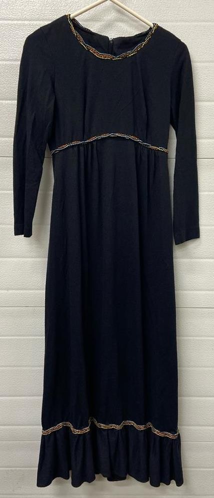 Vintage JC Penney Fashions Hippie Maxi Dress Long Sleeve Size Small or Medium ??