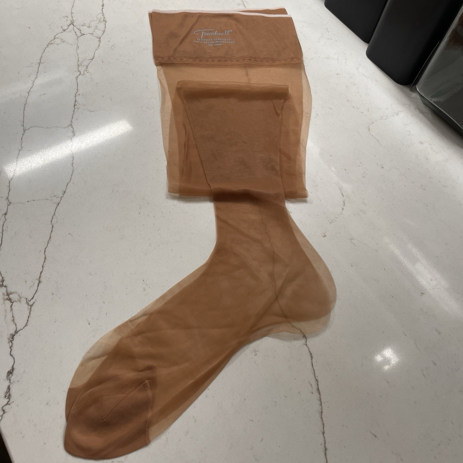VTG PR NOS SEAMLESS STOCKINGS TREADWELL REINFORCED TOE 10 IRREGULAR