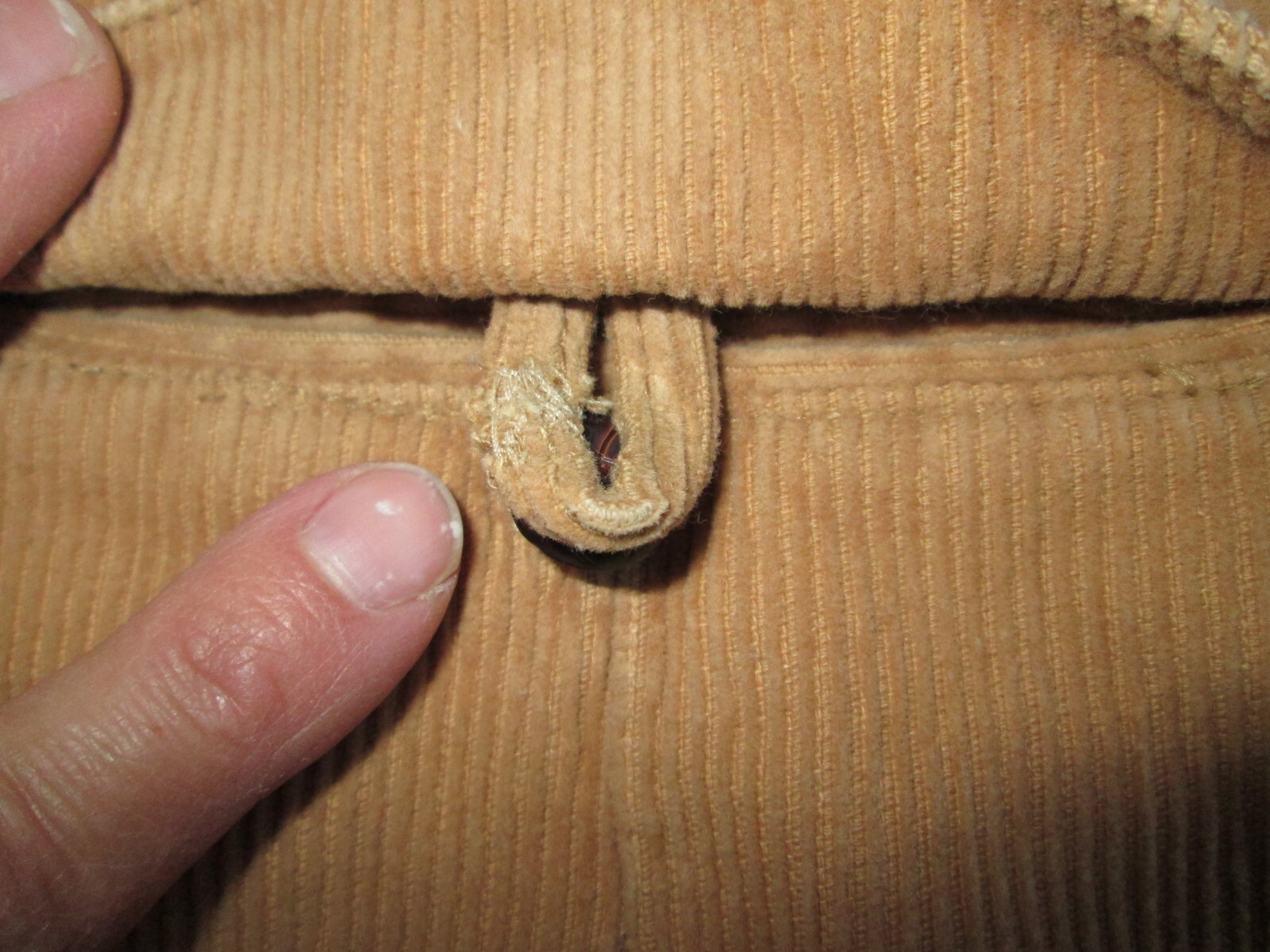 VTG Bugle Boy Onward Cropped Pants Capri 28×19 Pleated Corduroy Khaki Parachute