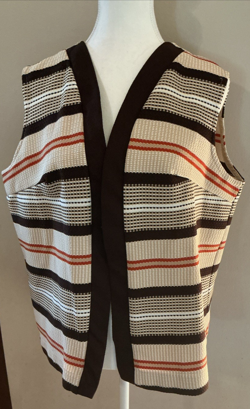 Vintage 1970’s Brown Burnt Orange Woman’s Knit Vest 44