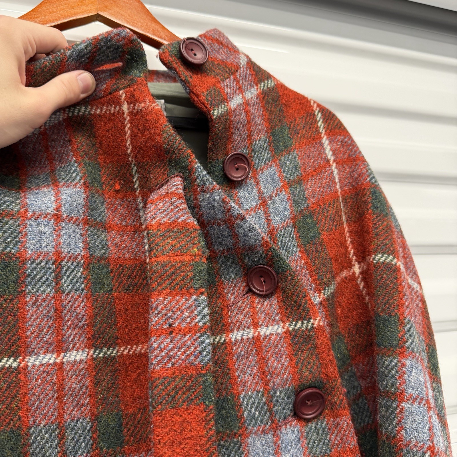 Vtg 70s Harris Tweed Scottish Wool Tartan Plaid Cape