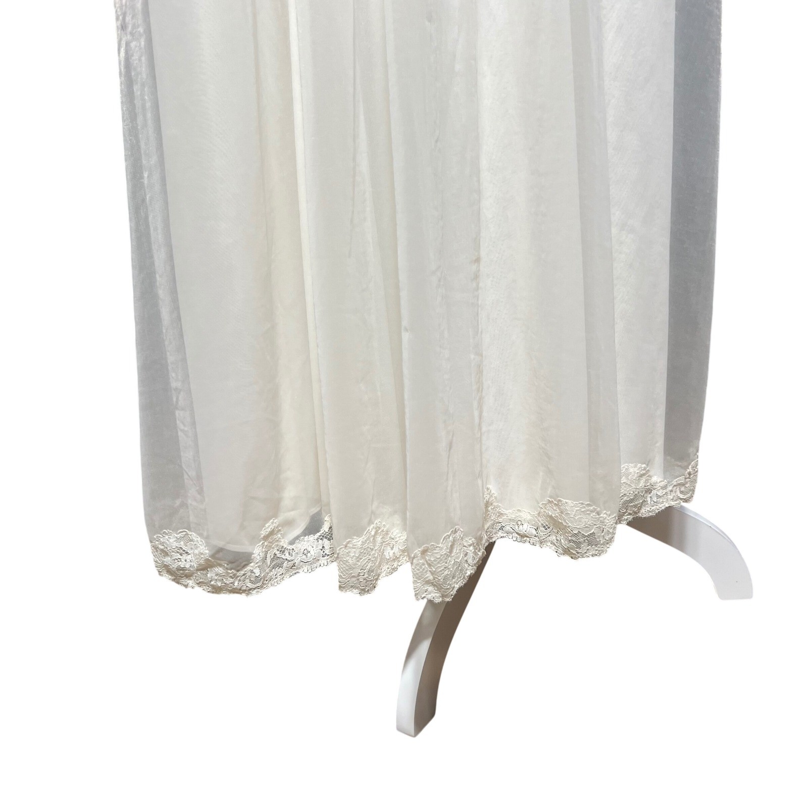 Vintage Ivory Lace Peignoir Set Bridal Nightgown and Sheer Robe Pearl Detail