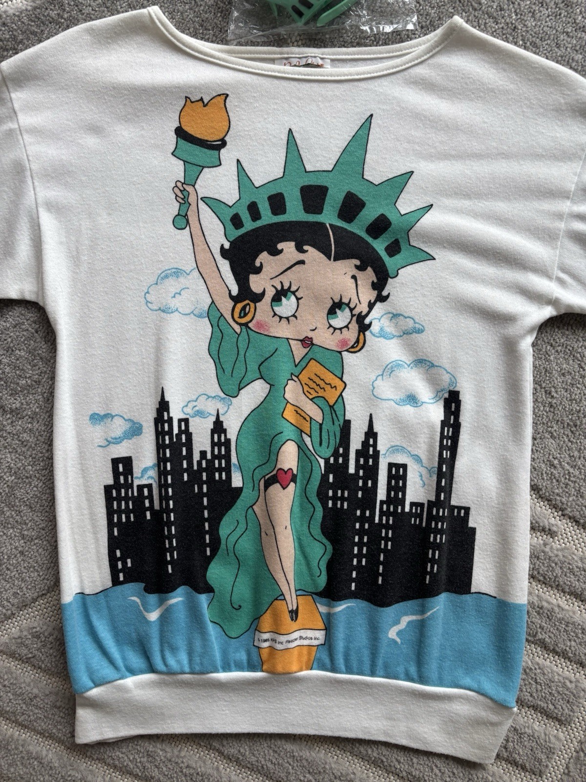 Single Stitch Betty Boop Statue of Liberty Vintage 1985 With Crown Women’s M