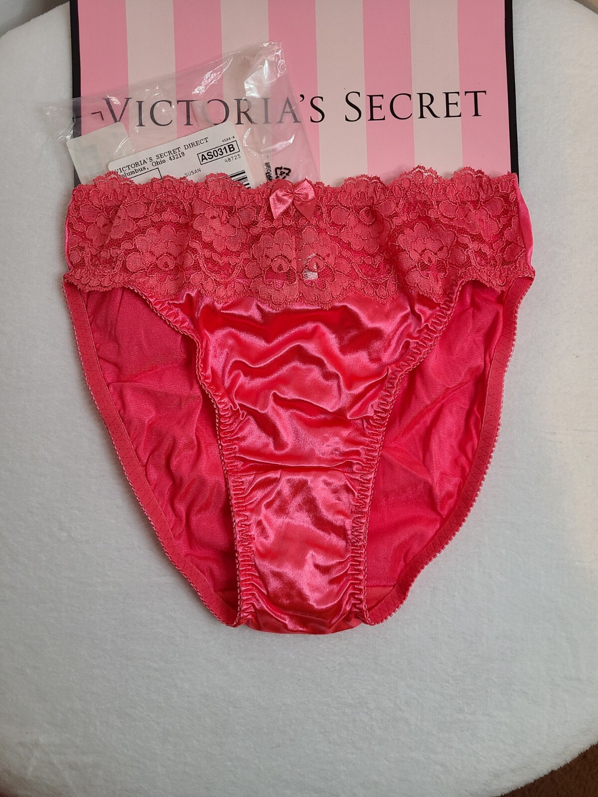 New VTG Victoria’s Secret Second Skin Miracle Lace Hi-cut Brief Panty Size Sm