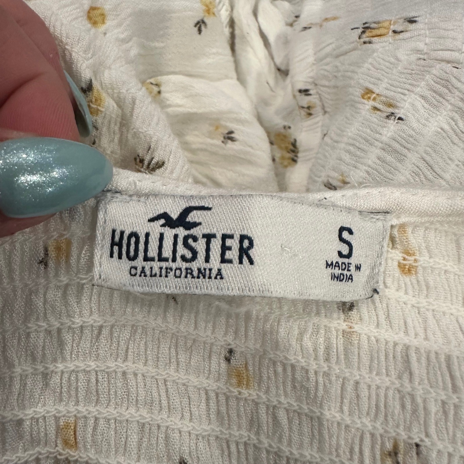 Hollister Smocked Milkmaid Top Yellow Floral Tie Front Puff Sleeve Boho Romantic
