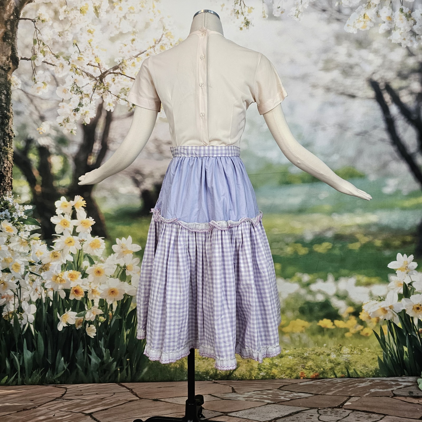 Vintage 1940s 50s Skirt Lilac Purple Gingam Scalloped Lace Ruffle Tiered Picnic