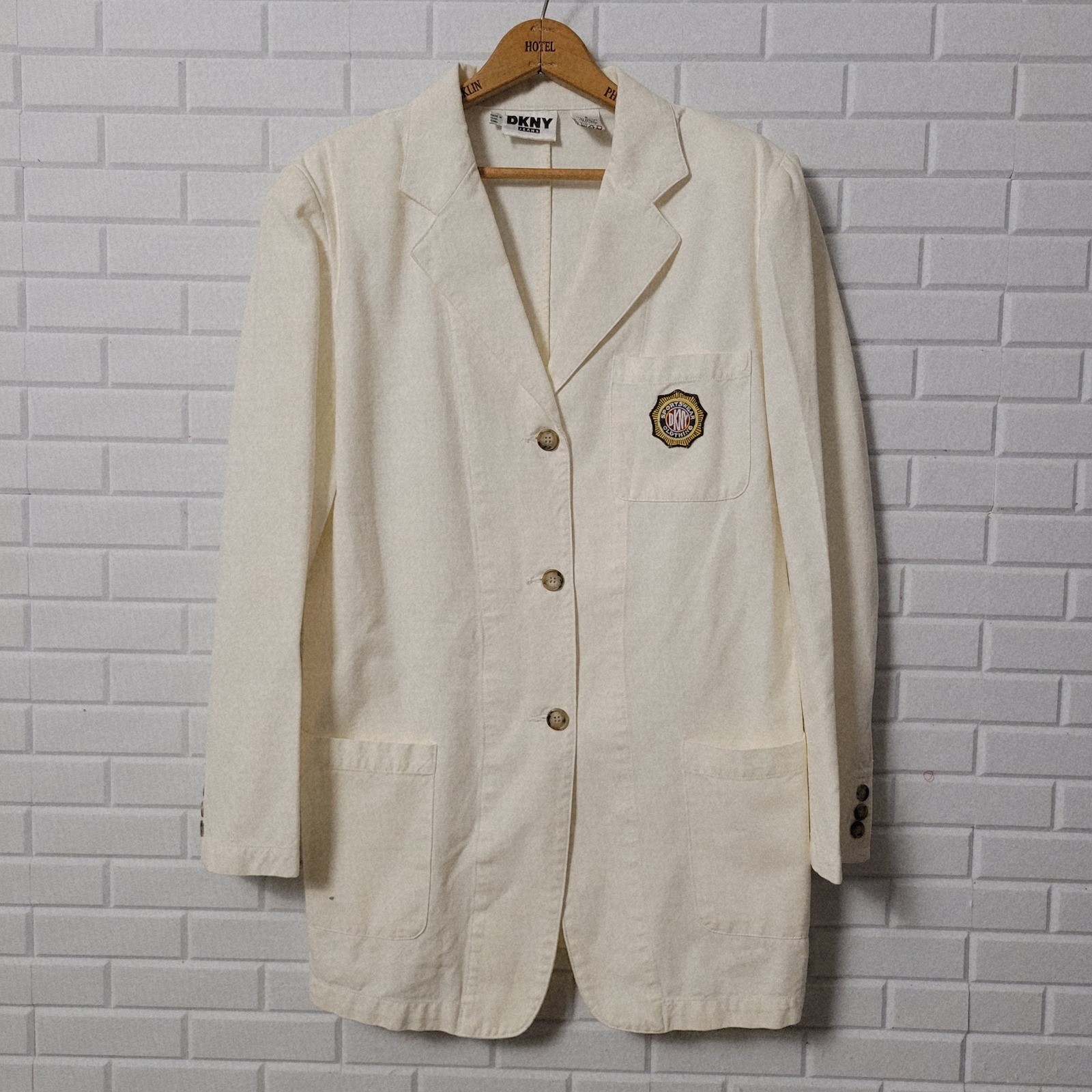 Vtg 90s DKNY Jeans Blazer Small Cream Cotton Longline Sporty Prep Crest