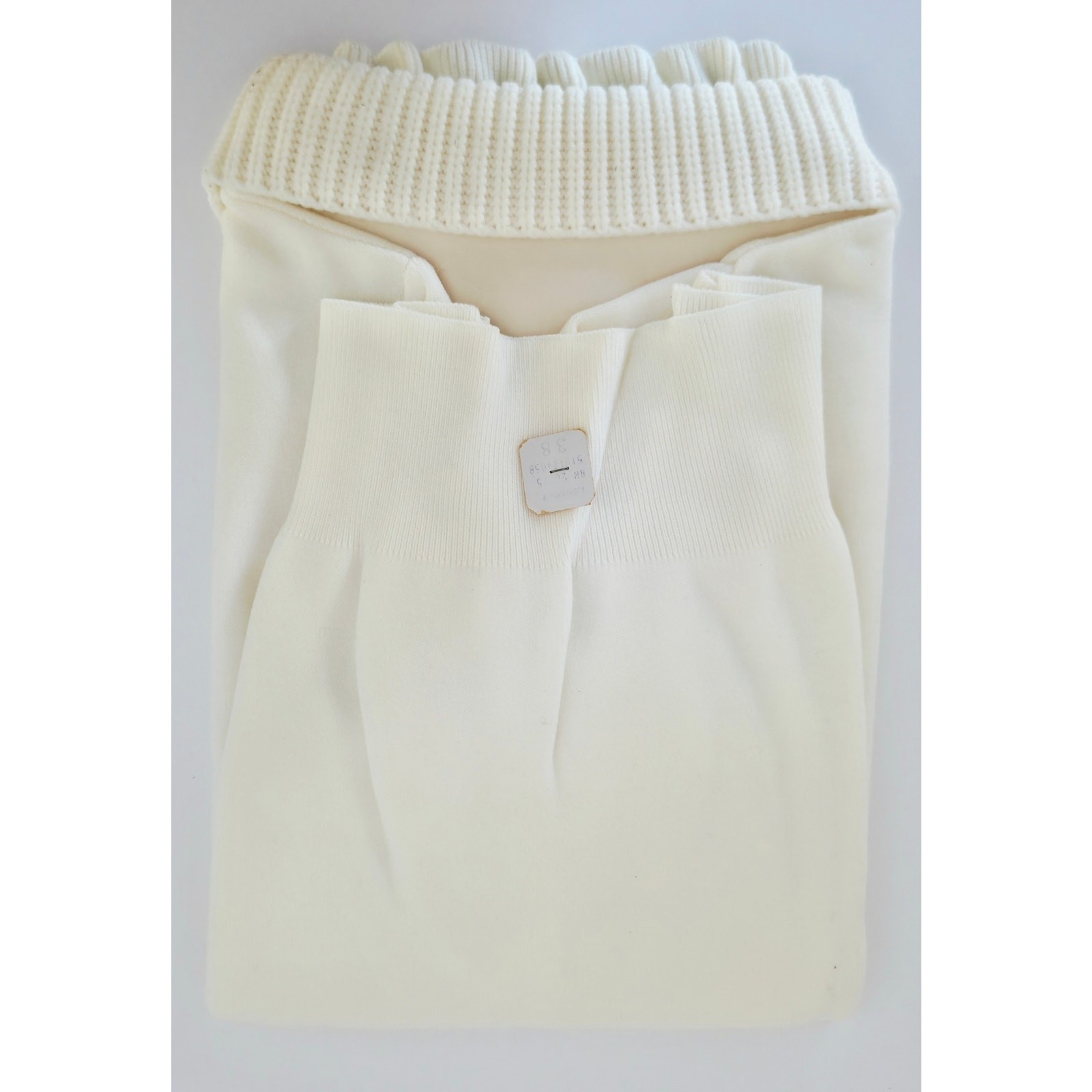 VINTAGE *NEW* 1960’s Ban-Lon Women’s Cream Sweater with Collar Size M (38)