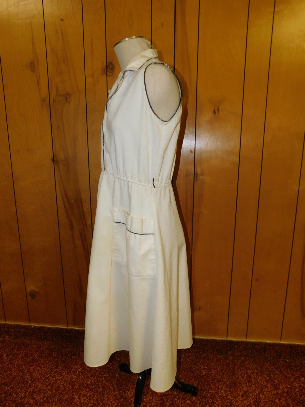 Vintage 50’s JAN SUE White Cream w/ Black Cotton Day Dress Waist 34″*