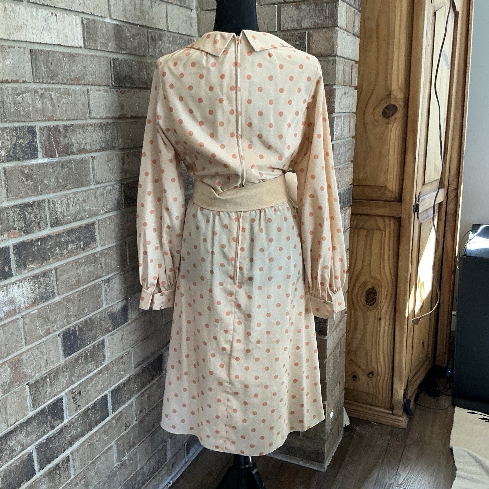 70s VTG Peach Polka Dot Belted Midi Dress Size M Blouson Sleeve Zip Back #1102