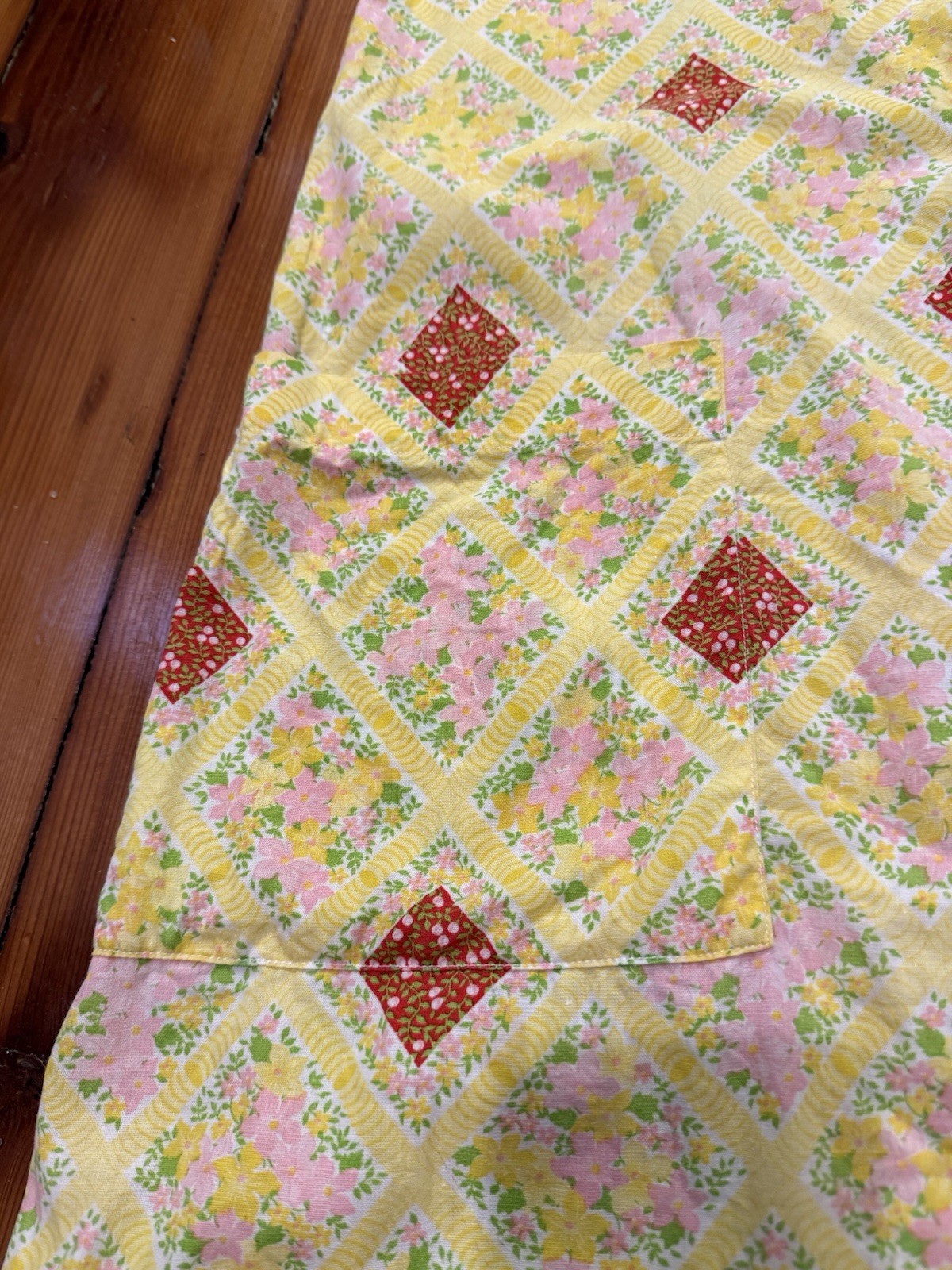 Vintage 1960s Women’s Homemade Shift House Dress Yellow W/ Flowers