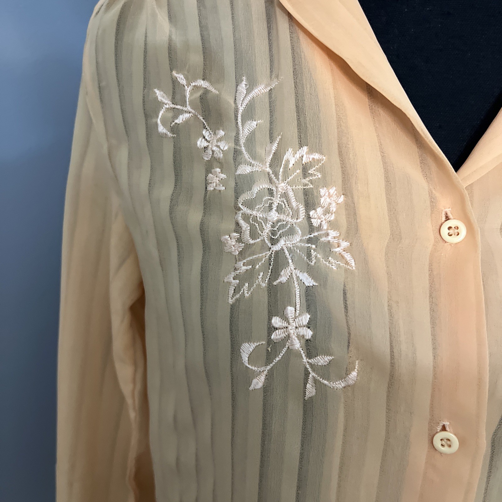 Vintage ︱80’s ︱Orange Blouse ︱Womens ︱Floral Embroidery ︱Juste Arrive︱Medium