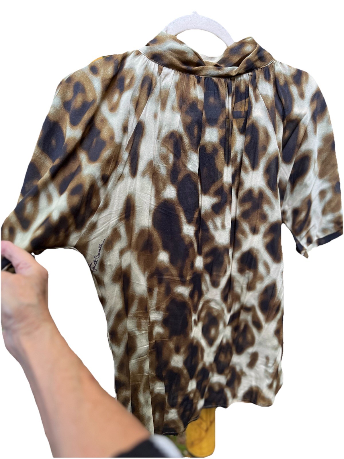 JUST CAVALLI VINTAGE Camouflage Top Short Sleeve Tie Ruffle Buttons Italy 42