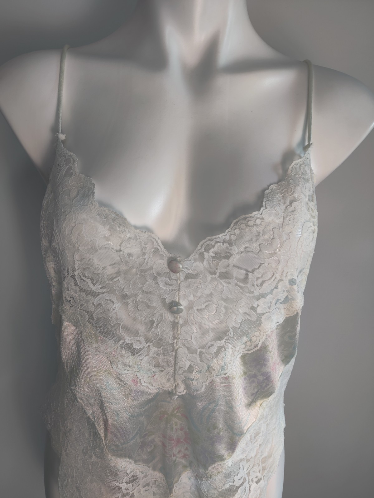 Vintage 80’s Peek-a-boo Teddy Floral Sexy Lace Vassarette XL Made In USA