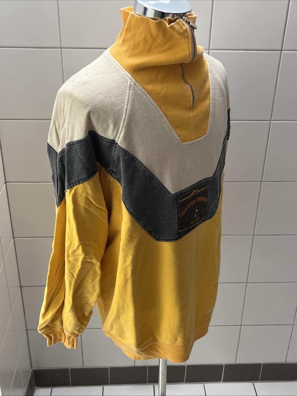 Vintage Taverniti Sweater – 10th Anniversary Legendary Taverniti 1977-1987 – XL