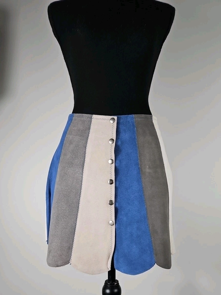 VTG 60s 70s Suede Scallop Hem Mini Skirt Mod Go-Go Front Snap Boho Hippie 26″ W