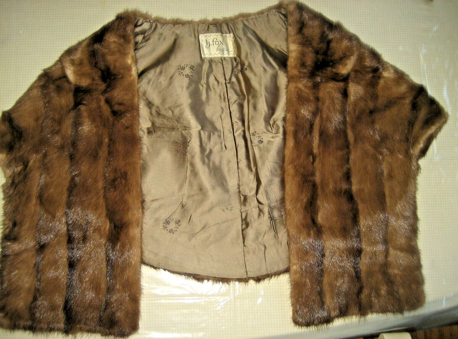 Vintage ( I.J. Fox Boston Mass.) Beautiful Mink/ wrap/shawl -wms. one size