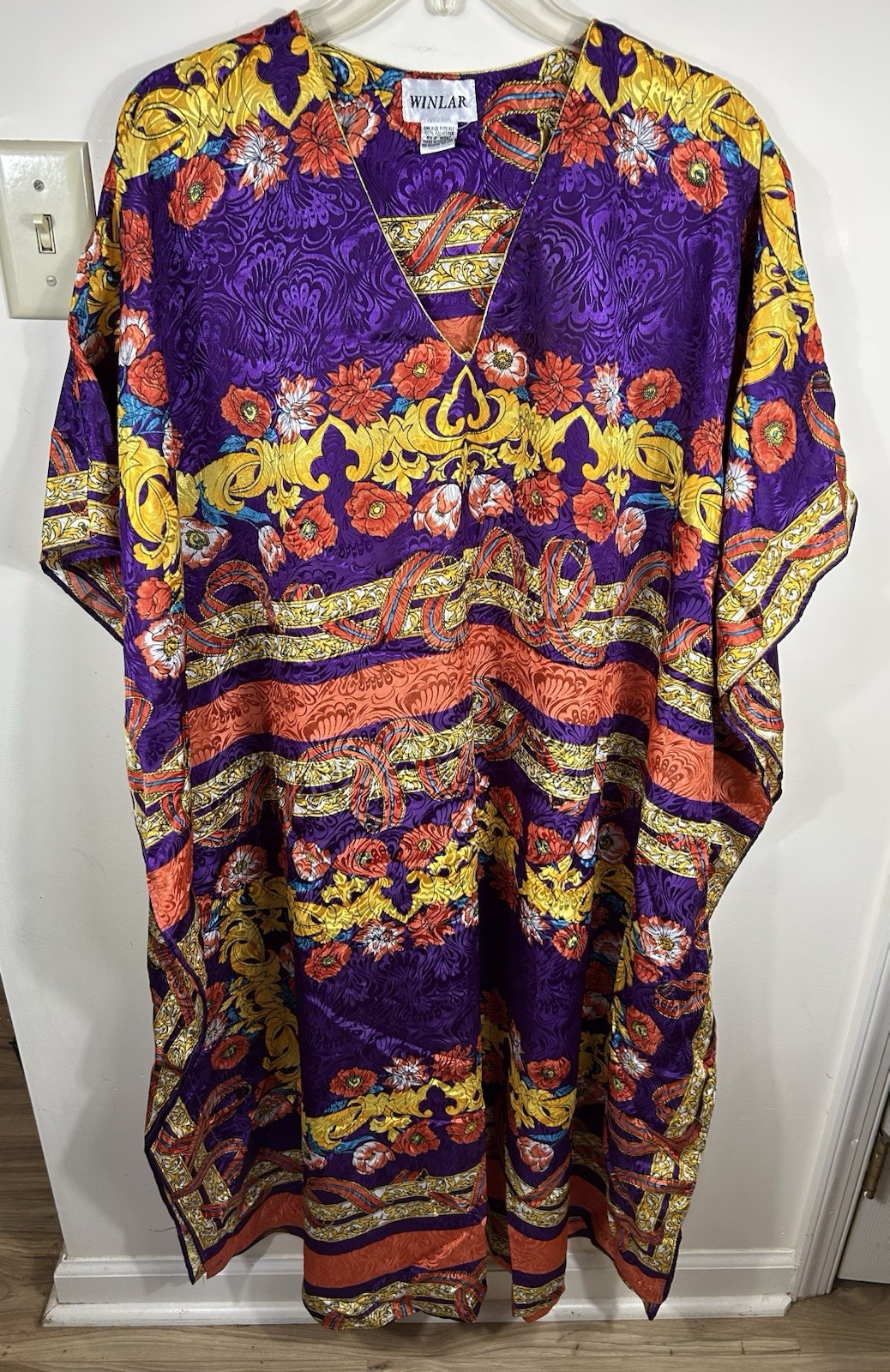 WINLAR Caftan Muumuu OS Robe Maxi Dress VTG Satin Feel Festival Purple Royalty