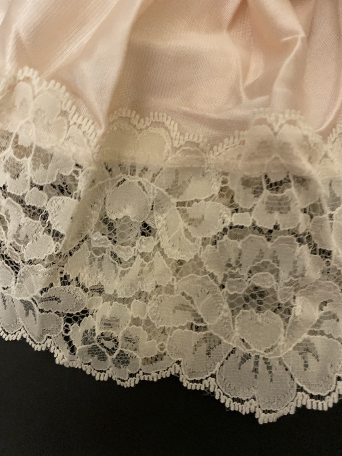 Vtg. Applause Half Slip Pink/ Lace Full Sweep Size Small New