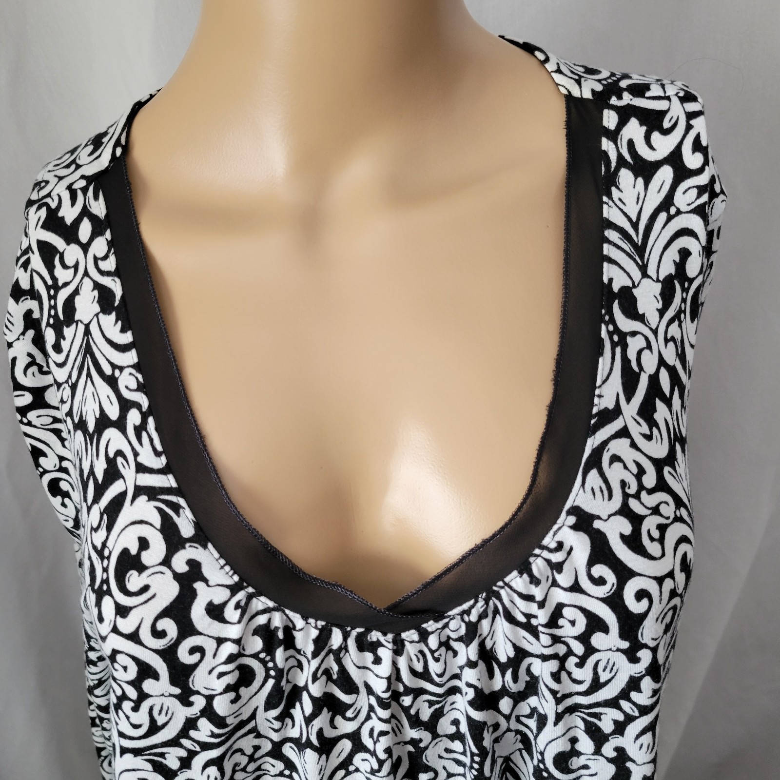 Anne Klein Dress Nightgown B/W chiffon trim Med Classic feminine Retro Flowy Y2k