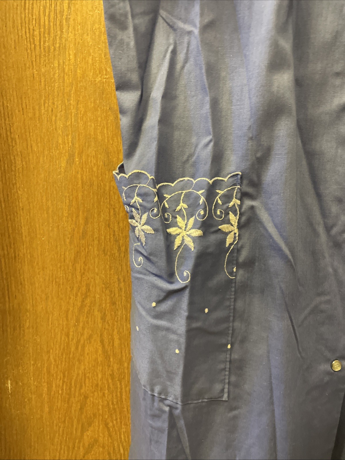 VTG Lara Dee Duster By Charm Blue w/Embroidery large pockets light weight 70’s