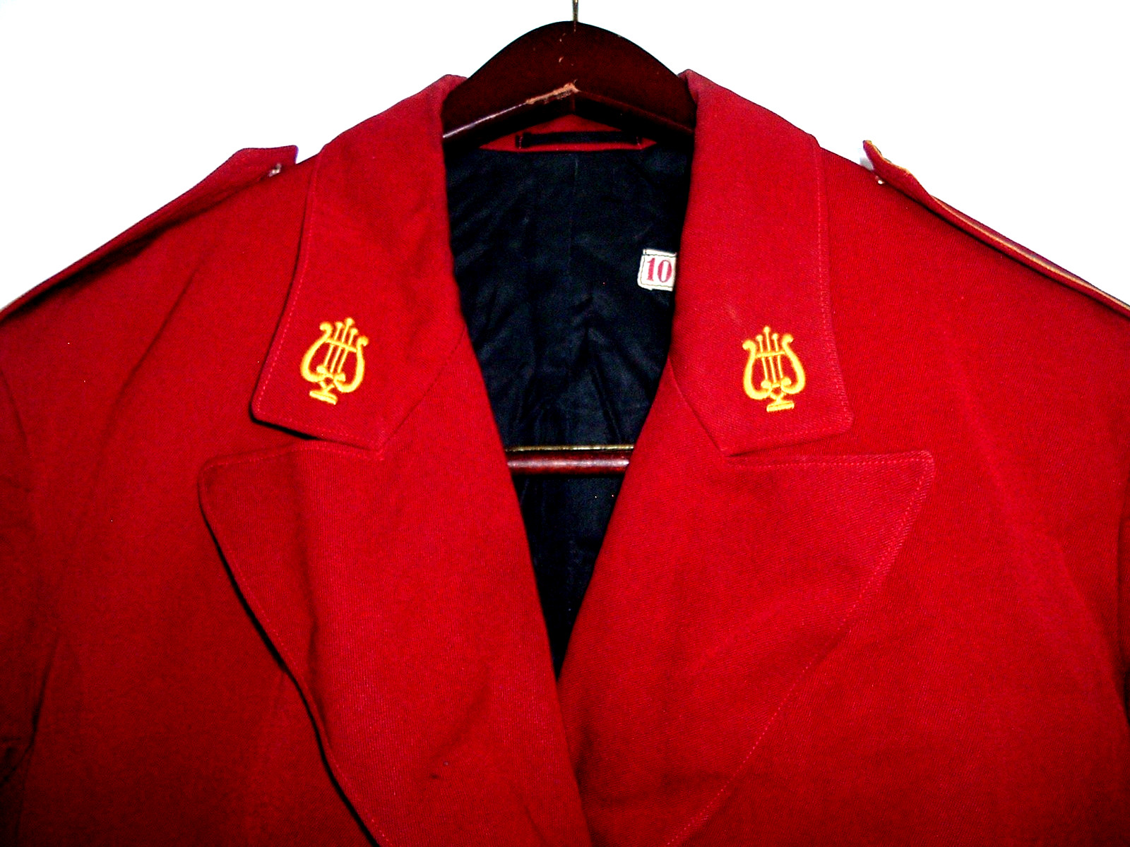 WOMEN’S RED WOOL 50-YR.-OLD UNIVERSITY OF ARIZONA MARCHING BAND JACKET ~ SIZE 10