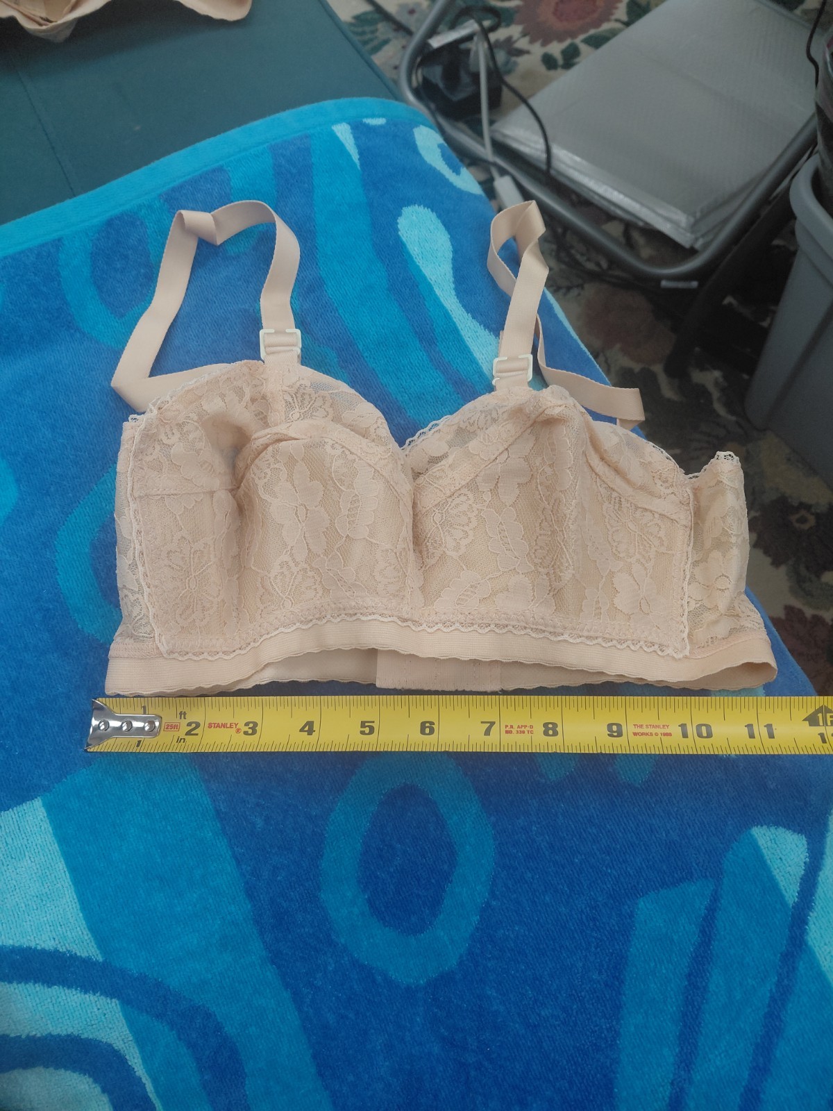 Vintage Lady Cameo Lingerie Bra Size 30DD