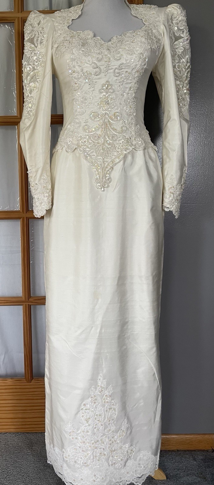 Vtg 80s Embellished Wedding Gown Sz 6 Ivory Floral Embroidery Removable Train