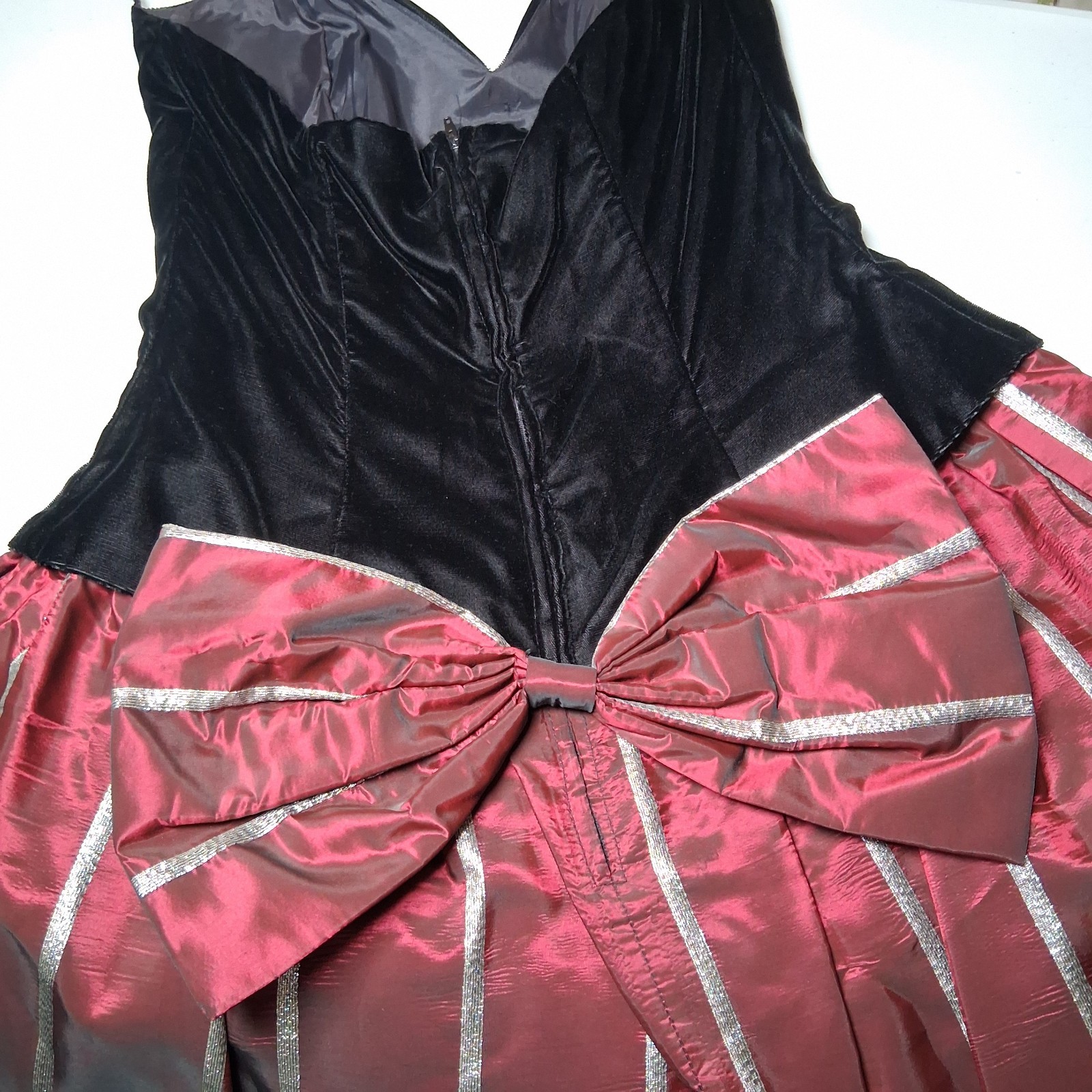 Vintage Jessica McClintock Gunne Sax Dress 13/14 Black Velvet Burgundy Gold Bow